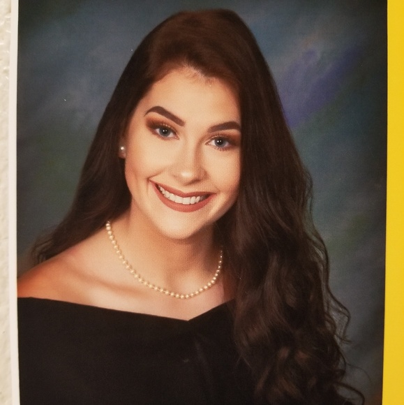 Meet your Posher, Gina - Picture 1 of 1